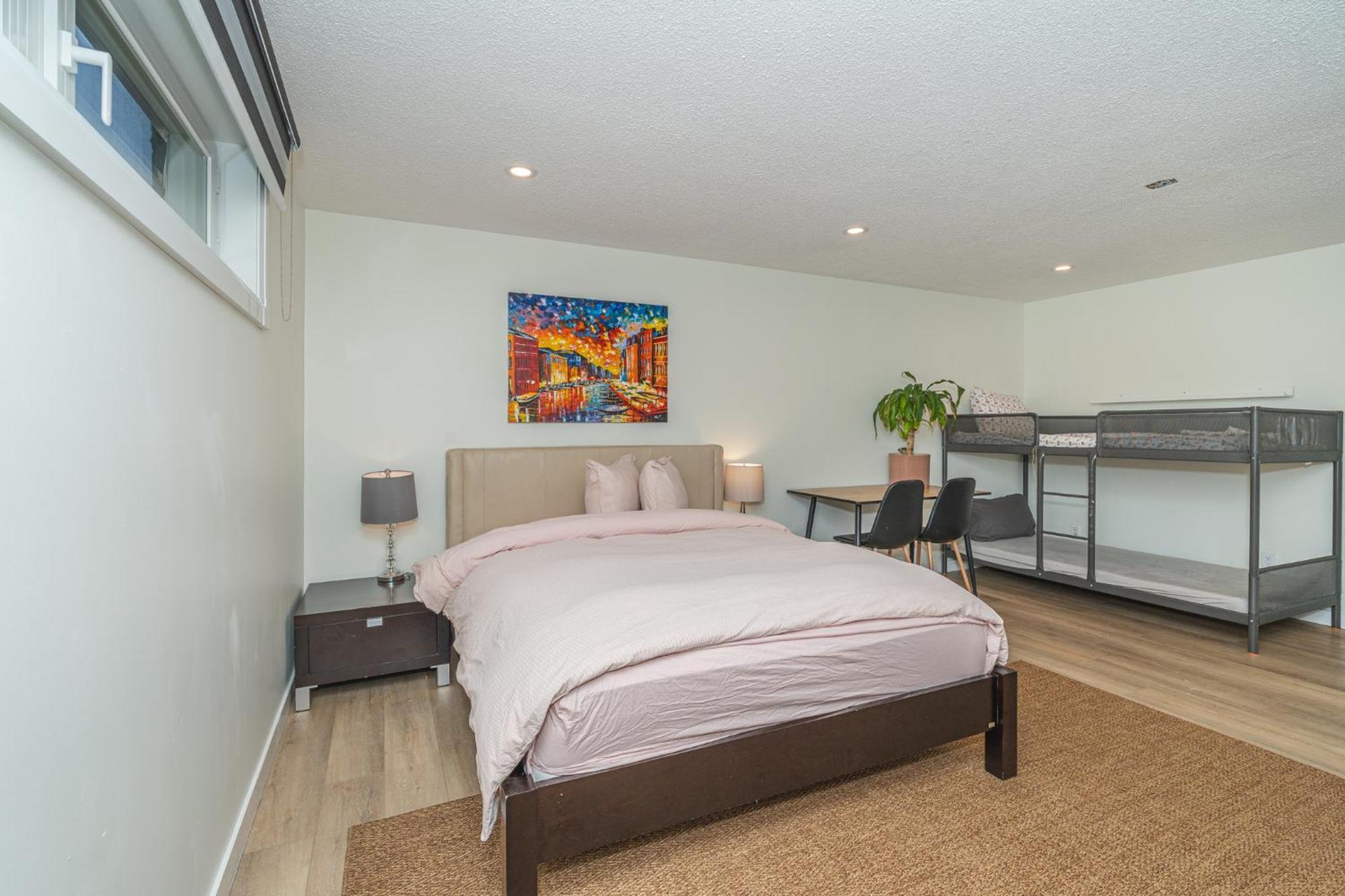 Central Edmonton Family Friendly Home Extérieur photo